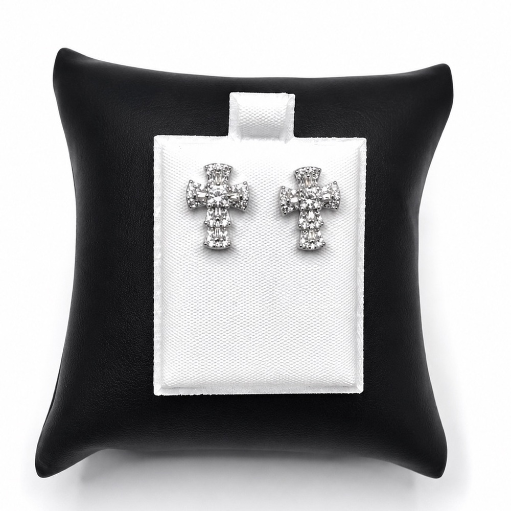 925 Sterling Silver 1.50CT MOISSANITE Small Cross Screw back stud Men’s Earrings